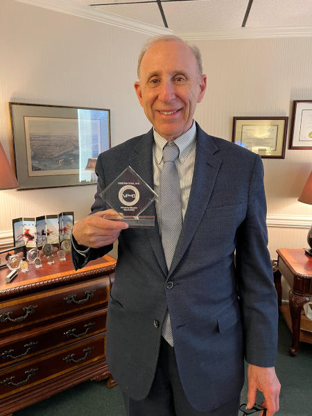 Dr. Blackman virtually presented a plaque to Cristian D. Ciora, MD for his March 18, 2022 presentation to the Society.